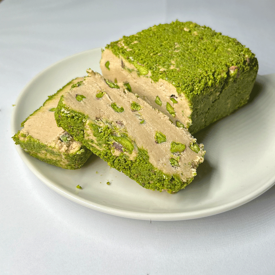 Antep Fıstıklı Tahin Helvası | Ben Gurme