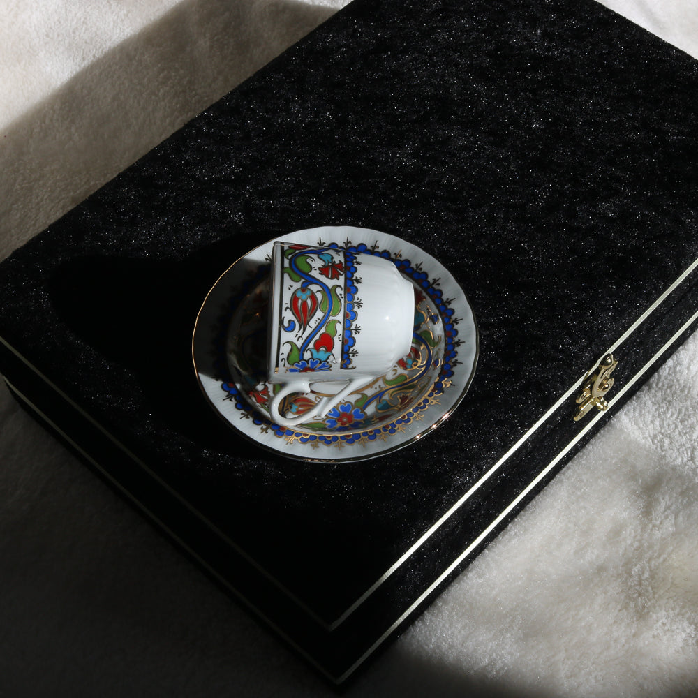 El İşlemesi Lale Desenli Fincan | Ben Gurme