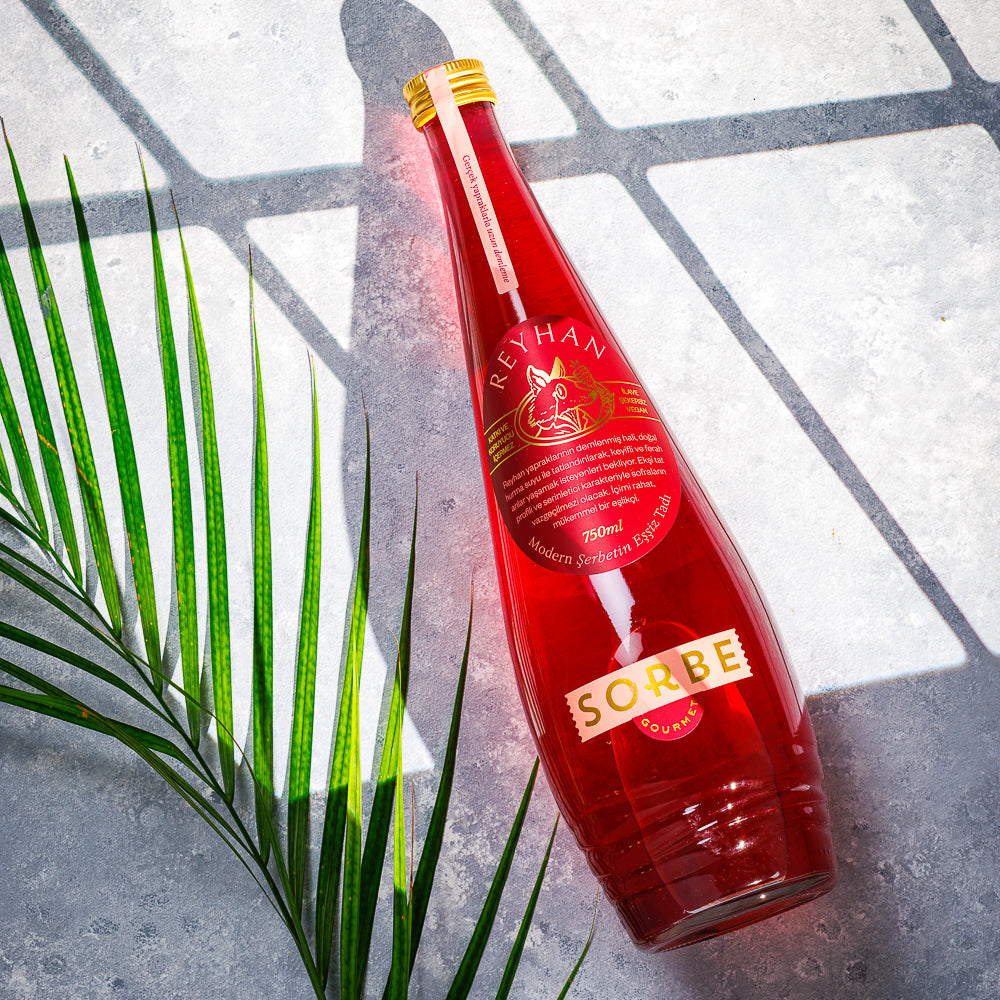 750ml cam şişe, reyhan şerbeti, modern şerbetin özü, doğal içerik.
