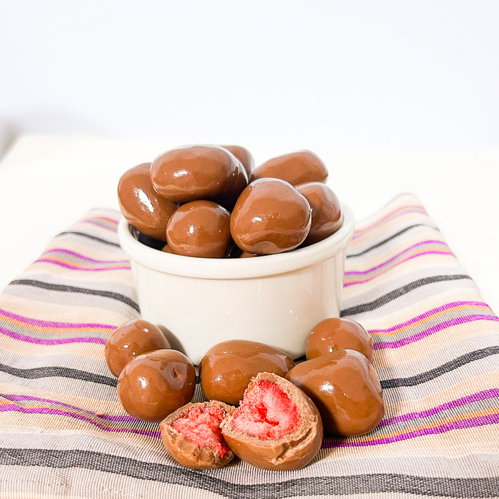 Sütlü Çikolatalı Çilekli Draje | Ben Gurme