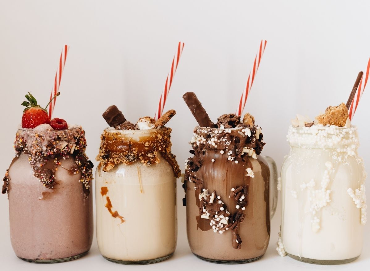 kuruyemis-ve-pekmezli-milkshake