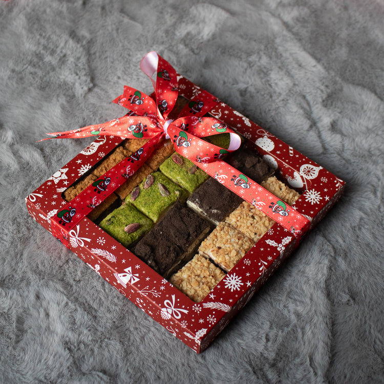 Desenli Kutuda Hediyelik Lokum